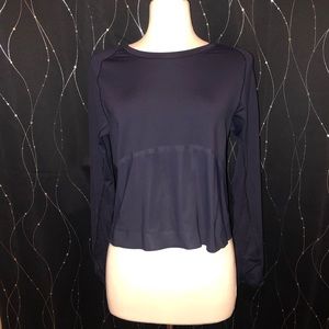 Lululemon long sleeve crop top - Size 4